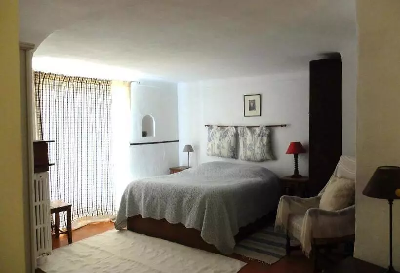 تختخواب و صبحانه Chambres D Hôtes De L Abbaye