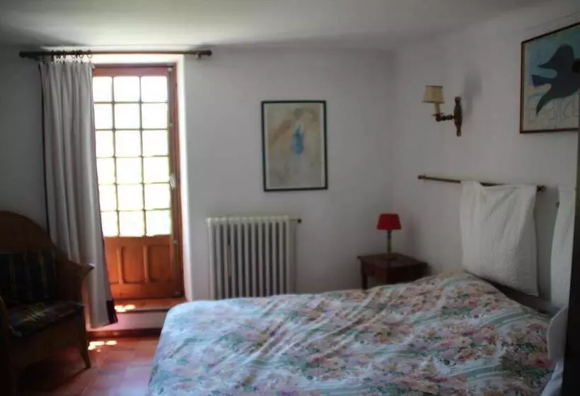 تختخواب و صبحانه Chambres D Hôtes De L Abbaye