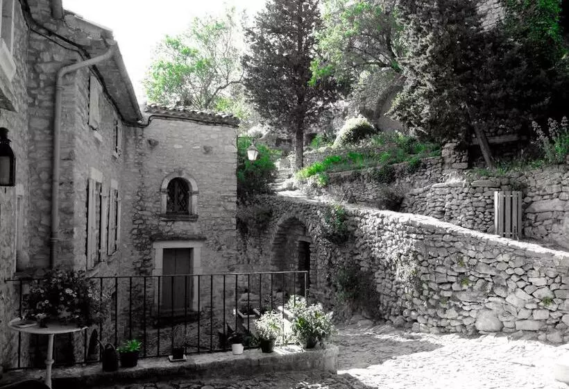 تختخواب و صبحانه Chambres D Hôtes De L Abbaye
