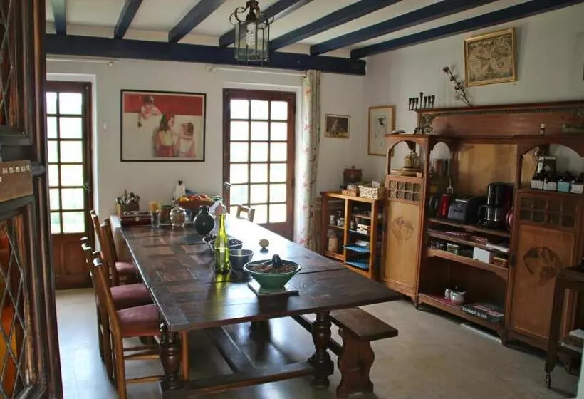 تختخواب و صبحانه Chambres D Hôtes De L Abbaye