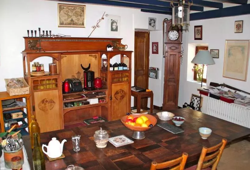 تختخواب و صبحانه Chambres D Hôtes De L Abbaye