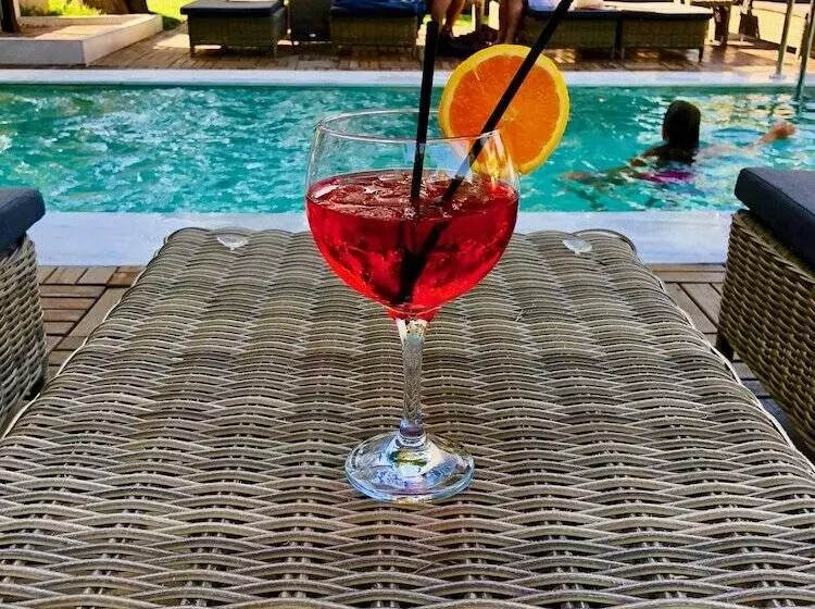 Athenian Riviera Hotel& Suites