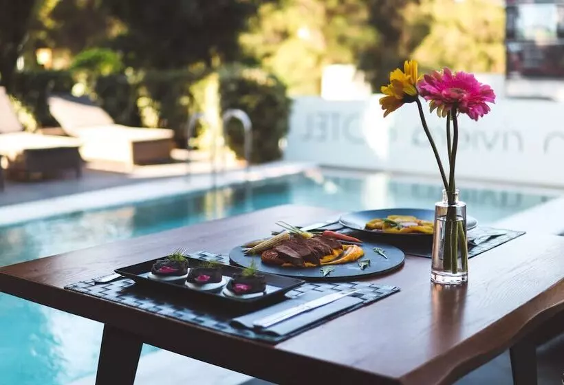 Athenian Riviera Hotel& Suites