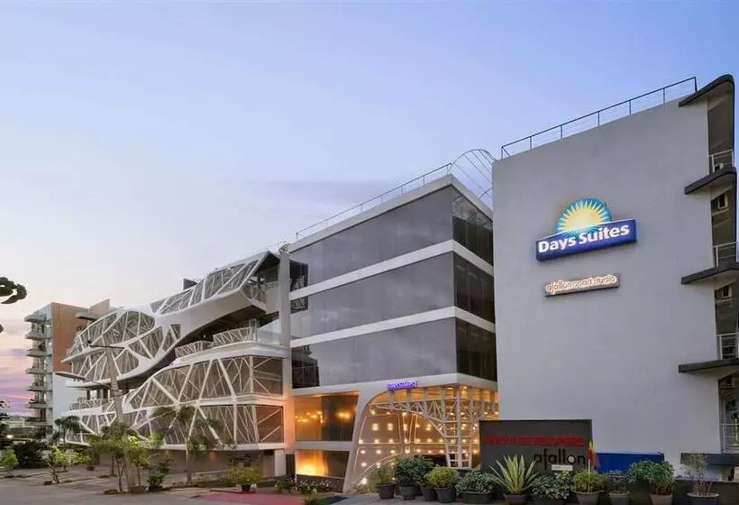 هتل Days Inn & Suites By Wyndham Bengaluru Whitefield