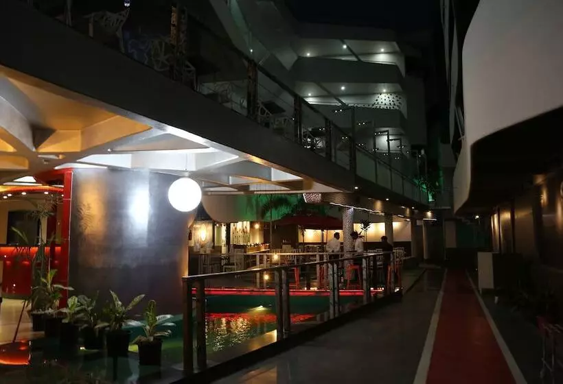 هتل Days Inn & Suites By Wyndham Bengaluru Whitefield
