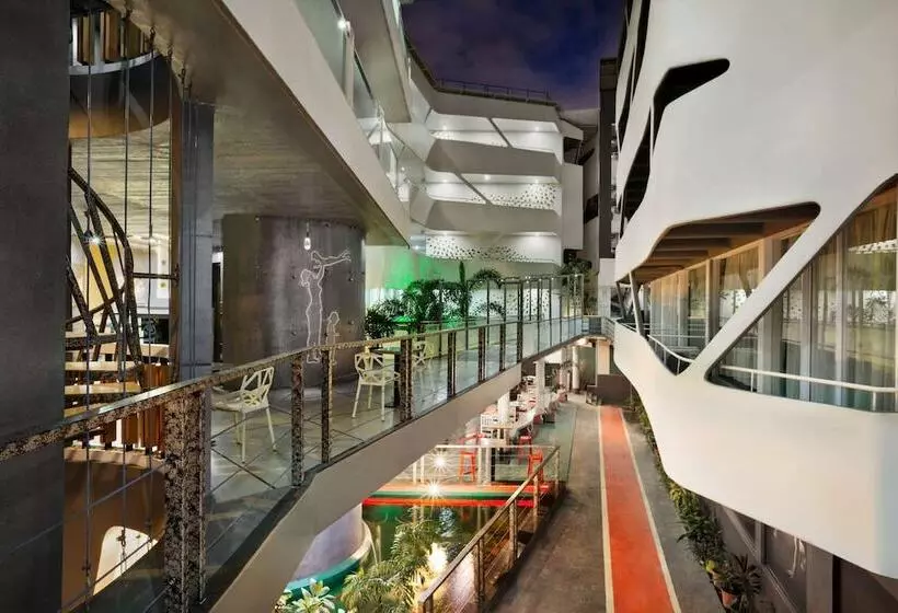 هتل Days Inn & Suites By Wyndham Bengaluru Whitefield