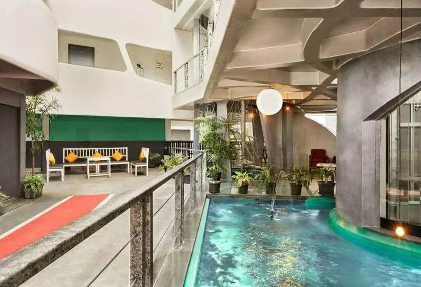 هتل Days Inn & Suites By Wyndham Bengaluru Whitefield