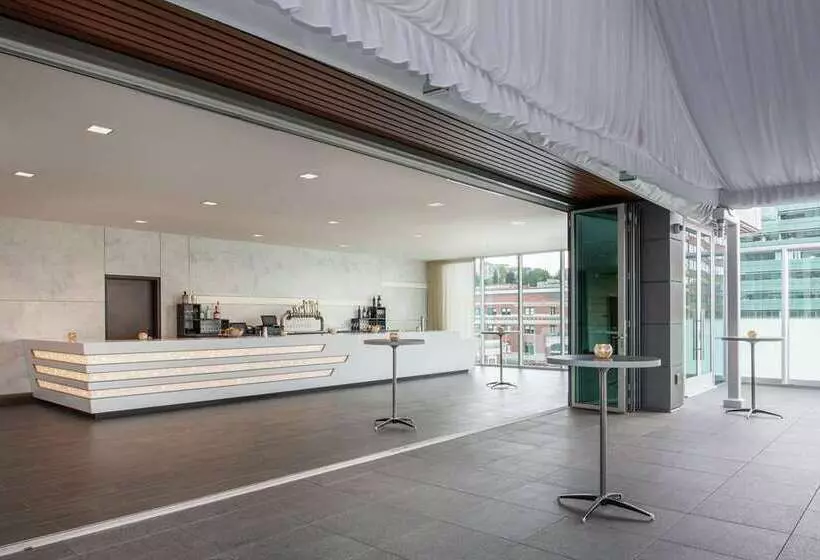هتل Embassy Suites By Hilton Seattle Downtown Pioneer Square