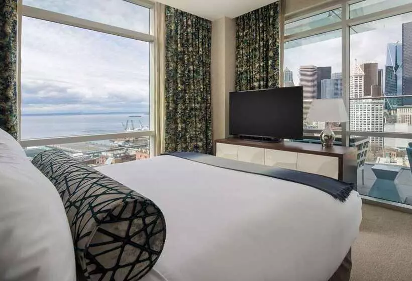 هتل Embassy Suites By Hilton Seattle Downtown Pioneer Square