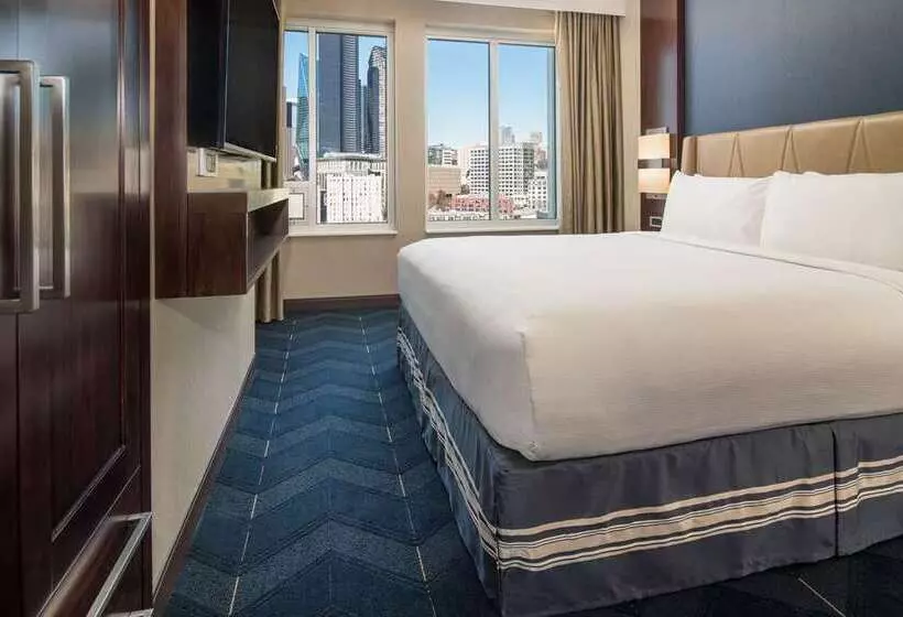 هتل Embassy Suites By Hilton Seattle Downtown Pioneer Square
