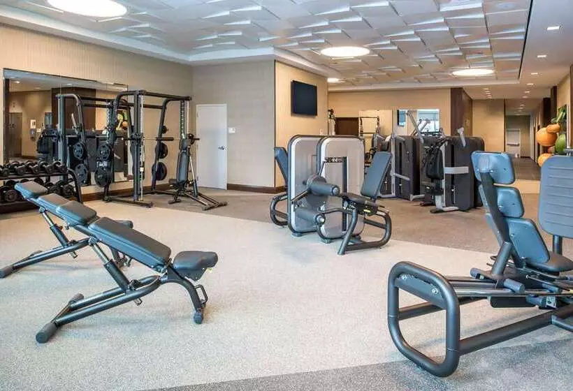 هتل Embassy Suites By Hilton Seattle Downtown Pioneer Square