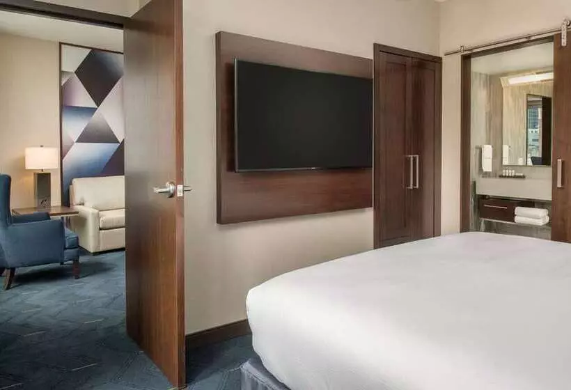 هتل Embassy Suites By Hilton Seattle Downtown Pioneer Square
