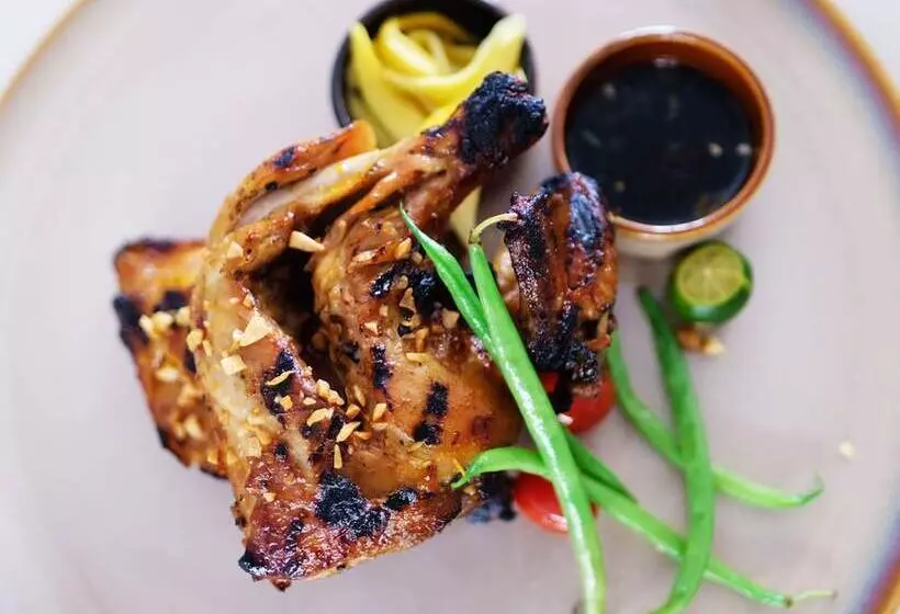 هتل Henann Palm Beach Resort