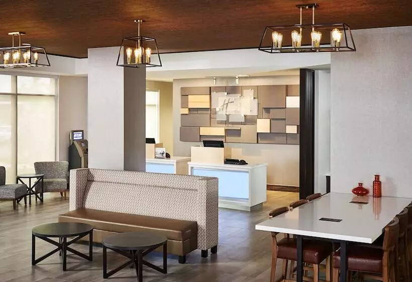 Hotelli Holiday Inn Express & Suites   Brantford, An Ihg