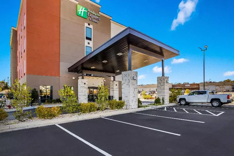 Hotelli Holiday Inn Express & Suites Tulsa East   Catoosa, An Ihg