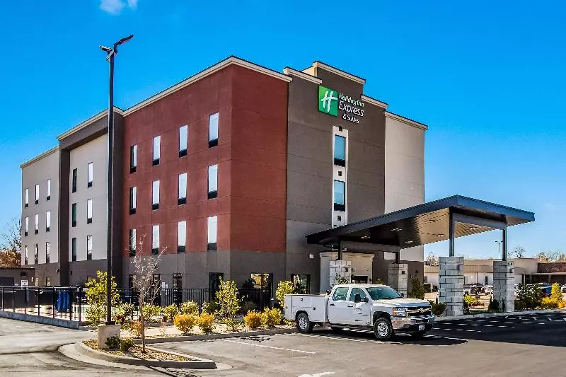 Hotelli Holiday Inn Express & Suites Tulsa East   Catoosa, An Ihg