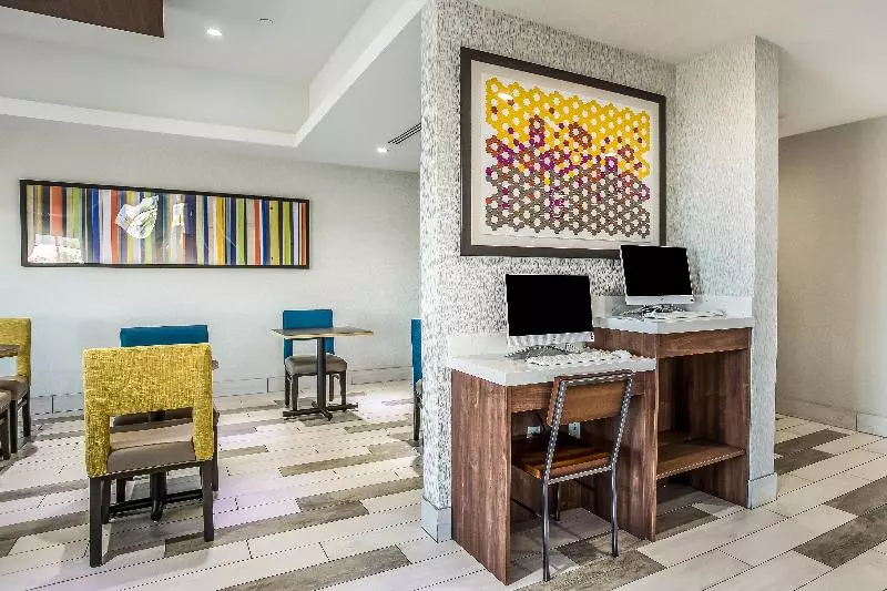 Hotelli Holiday Inn Express & Suites Tulsa East   Catoosa, An Ihg