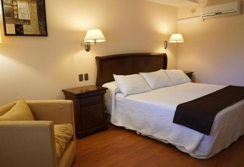 Howard Johnson Hotel Rinconada De Los Andes