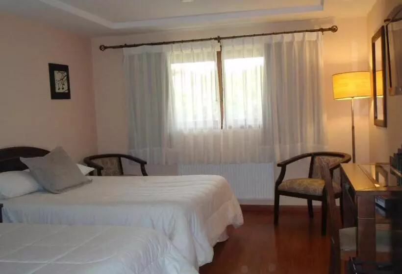 Howard Johnson Hotel Rinconada De Los Andes