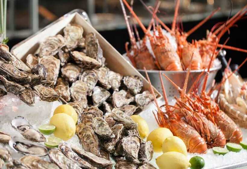 Intercontinental Guangzhou Exhibition Center, An Ihg Hotel Free Shuttle Between Hotel And Exhibiti