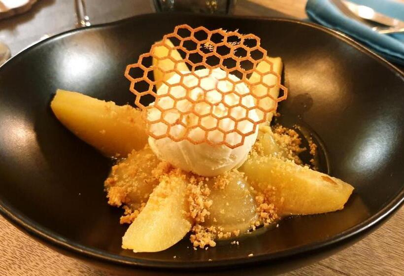 فندق L  Oustaloun