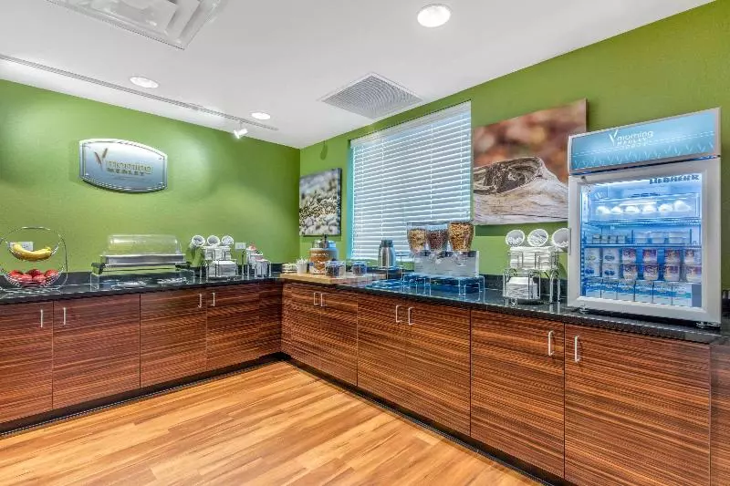 هتل Mainstay Suites St. Louis Airport