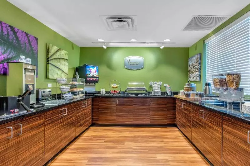 هتل Mainstay Suites St. Louis Airport