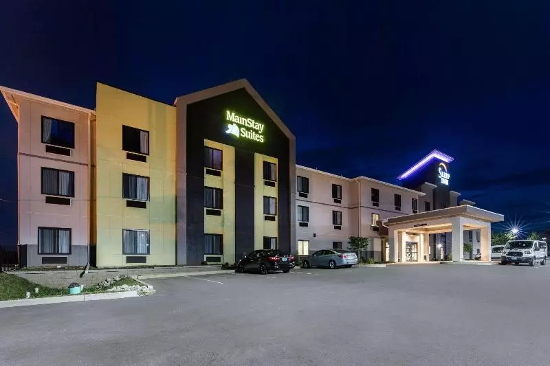 هتل Mainstay Suites St. Louis Airport