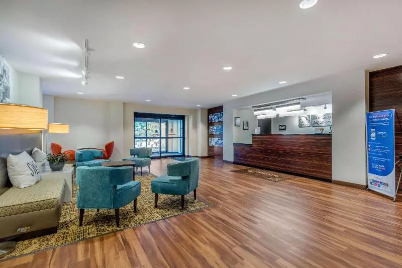 هتل Mainstay Suites St. Louis Airport