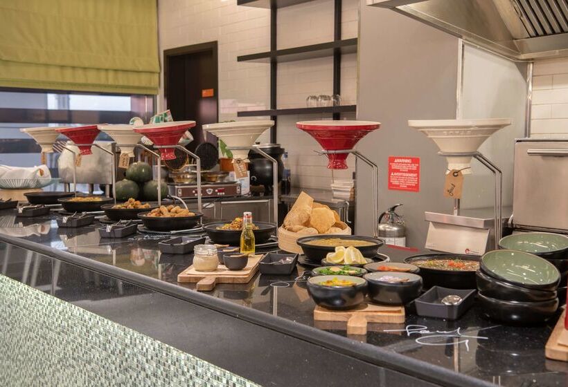 Radisson Hotel & Apartments Dammam Industry City