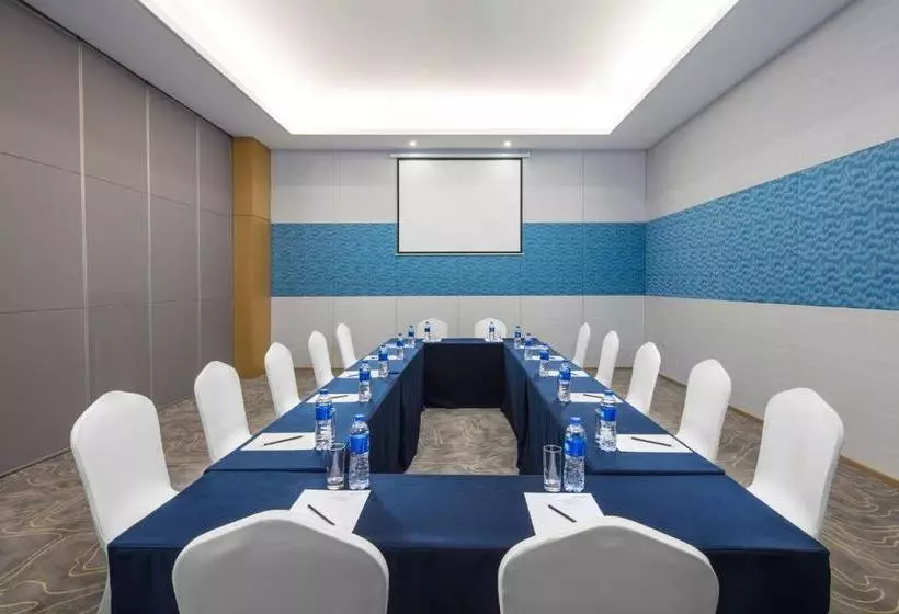 ホテル Ramada Encore Hangzhou Aoti