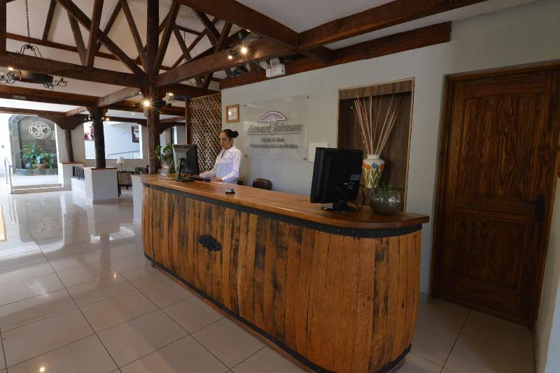 Howard Johnson Hotel Rinconada De Los Andes