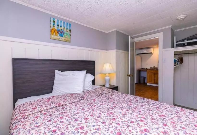 Ne'r Beach Motel