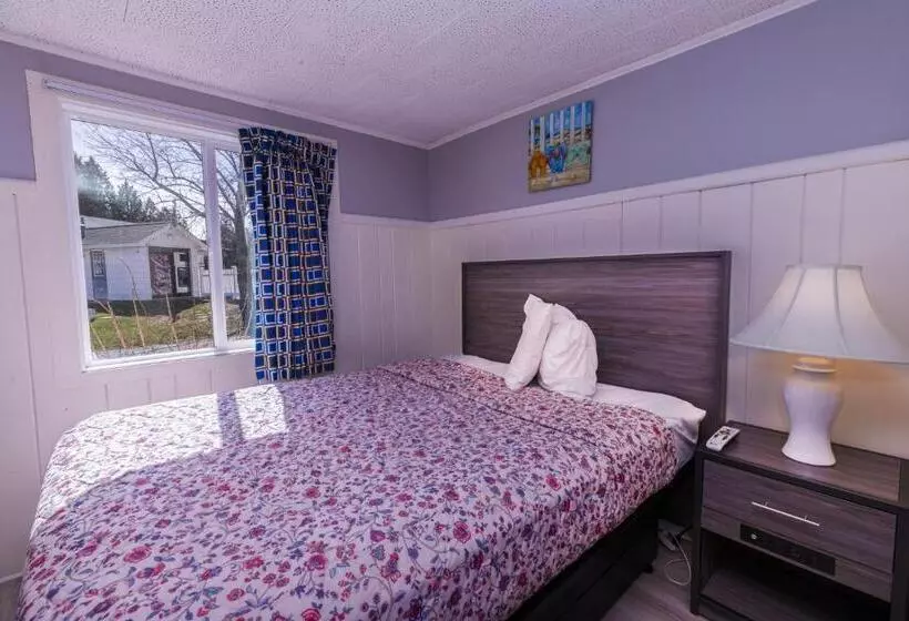 Ne'r Beach Motel