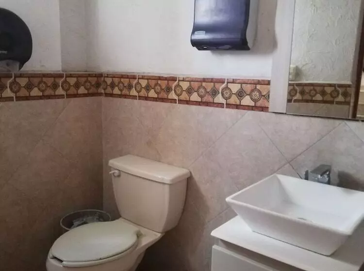 Avante   Hostel