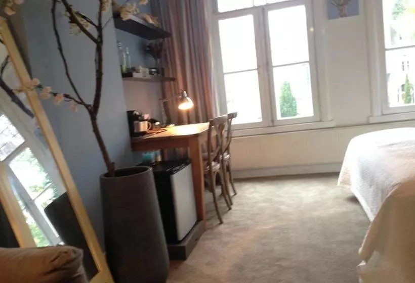 ベッドアンドブレックファースト Amsterdam The Blossom Room