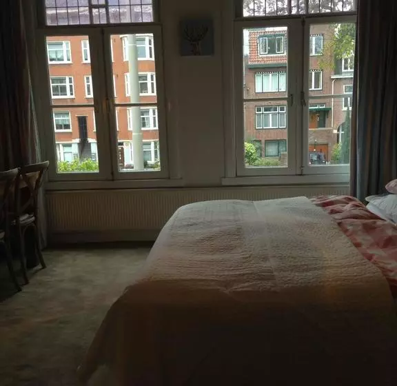 ベッドアンドブレックファースト Amsterdam The Blossom Room