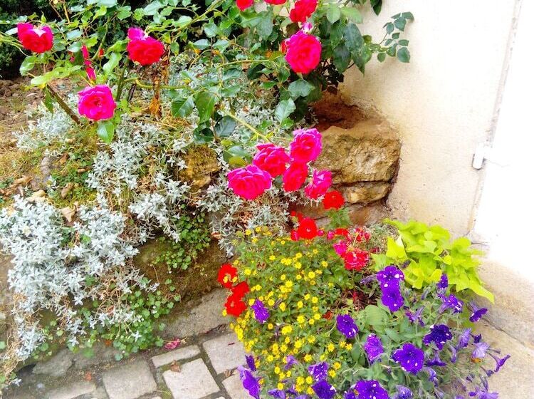 Bed and Breakfast 7 , Le Haut Montrayé