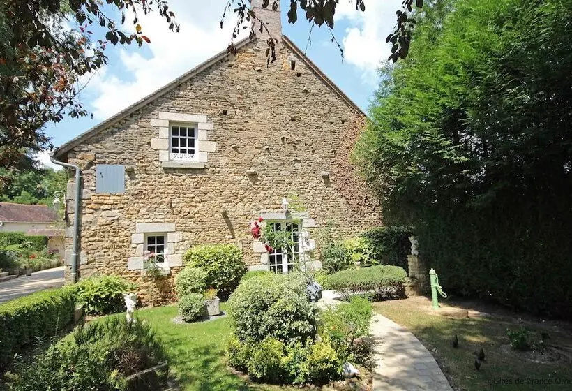 ベッドアンドブレックファースト 7 , Le Haut Montrayé