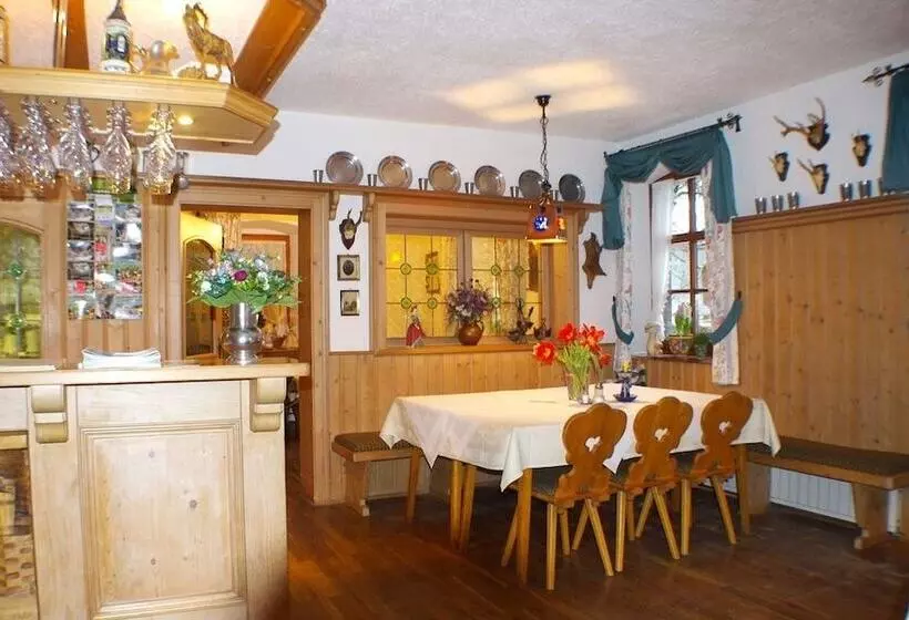 Hotelli Gasthof Bischofsmühle