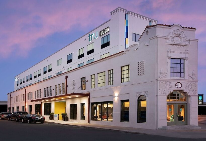 فندق Tru By Hilton San Antonio Downtown Riverwalk