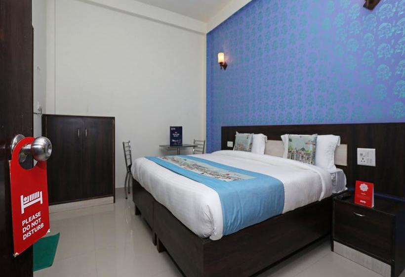Hotel Priya