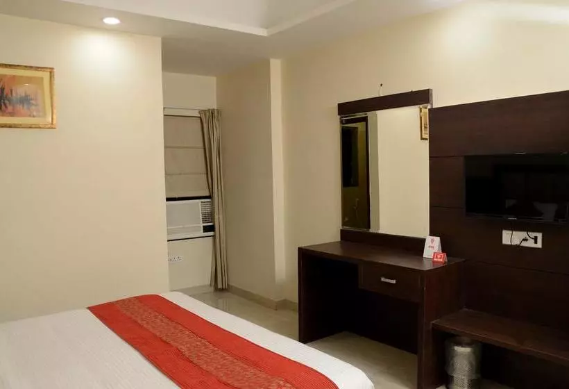 Oyo 4107 Hotel Aroma Inn