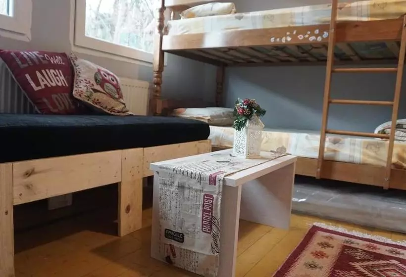 Vertical Hostel Mavrovo