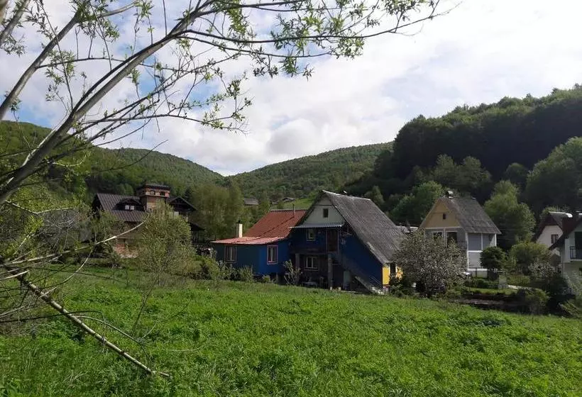 Vertical Hostel Mavrovo