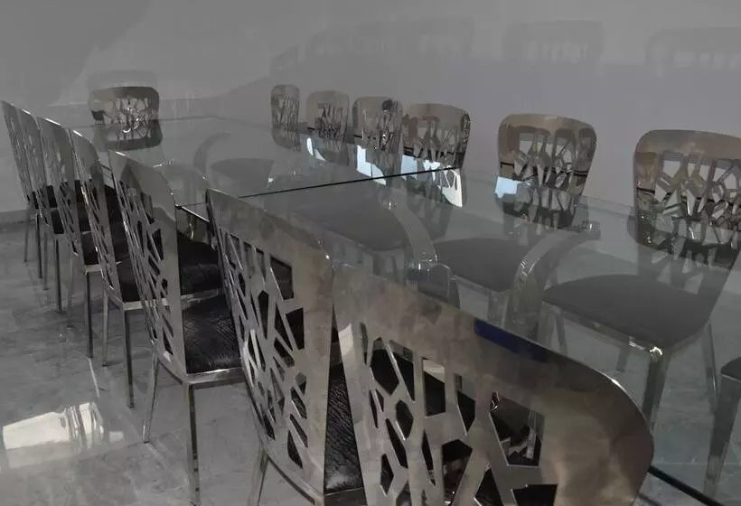 هتل Ahoefa King Salomon Garden