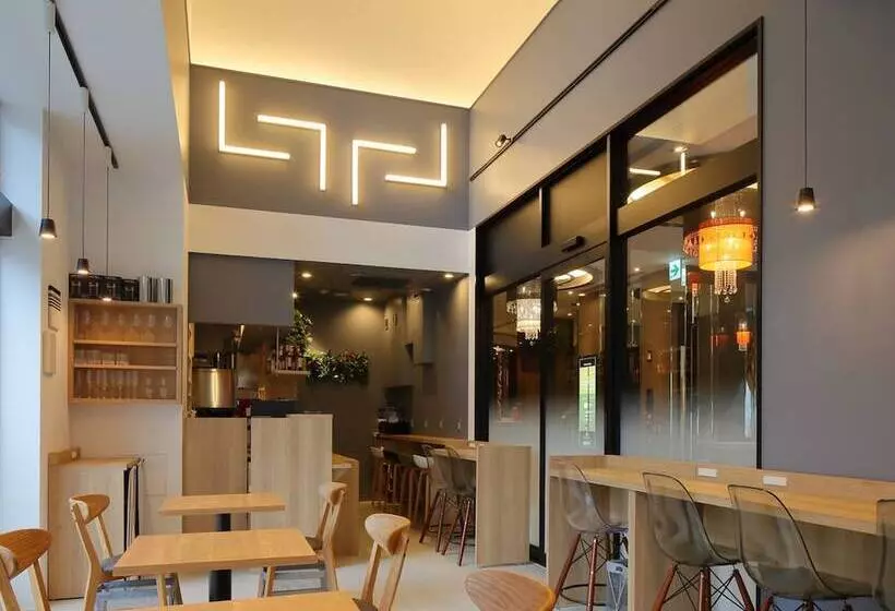 Apa Hotel Shin Osaka Ekiminami