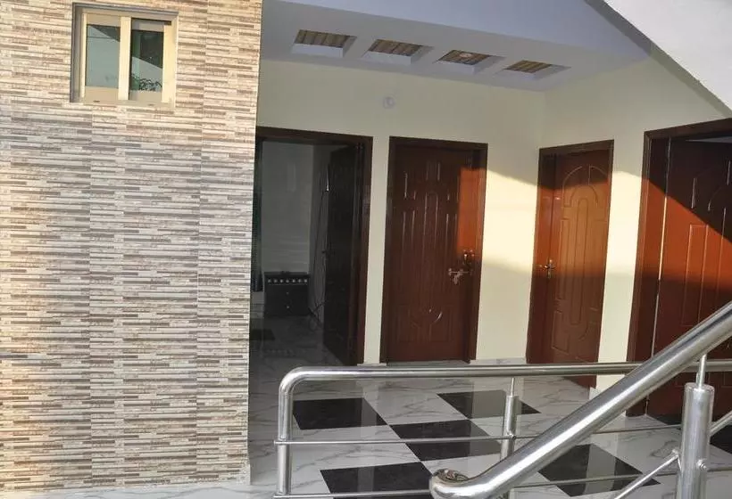 هتل Ayub Residence Bhurban