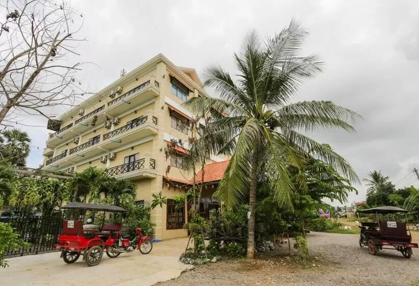 هتل Blue Diamond Hostel