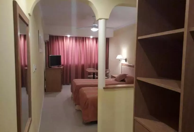 Hotelli Colonos